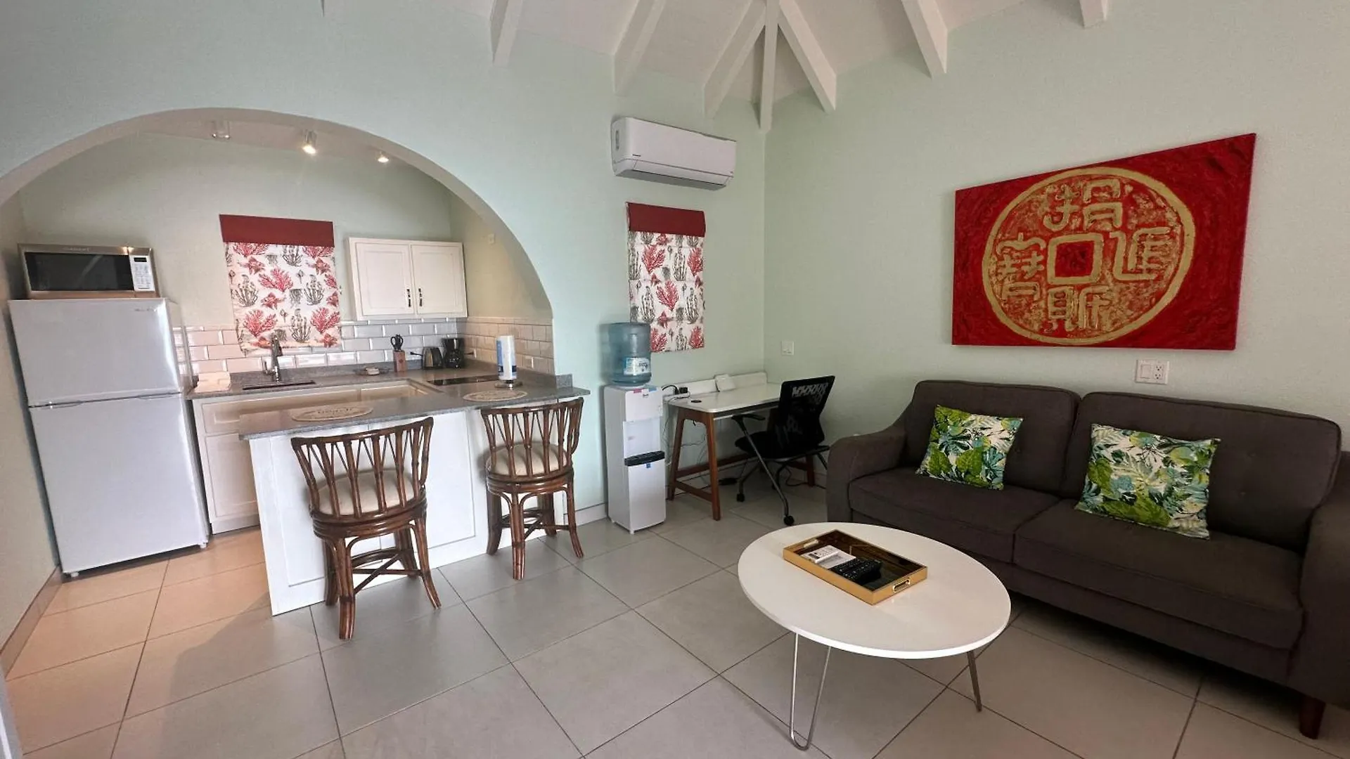 Ocean Breeze & Views - Studio Five Islands Village