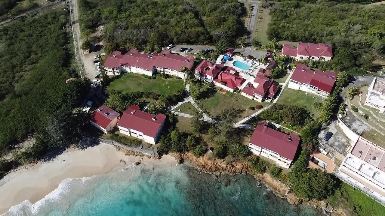 Ocean Breeze & Views - Studio Five Islands Village Apartment